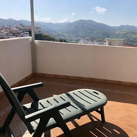 3-bedroom With Amazing Views *